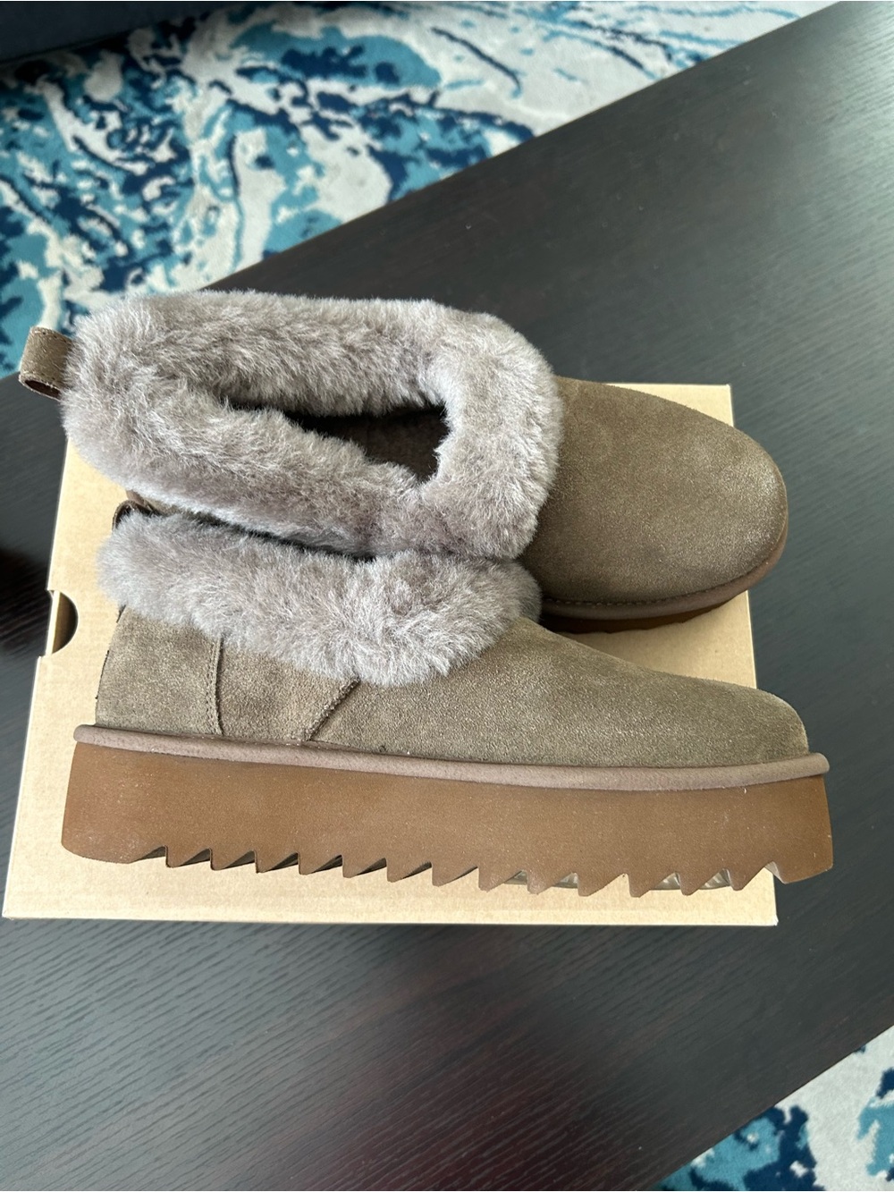 Ugg l-Nita platform slippers shearling Lined Slip-On - Picture 8 of 11